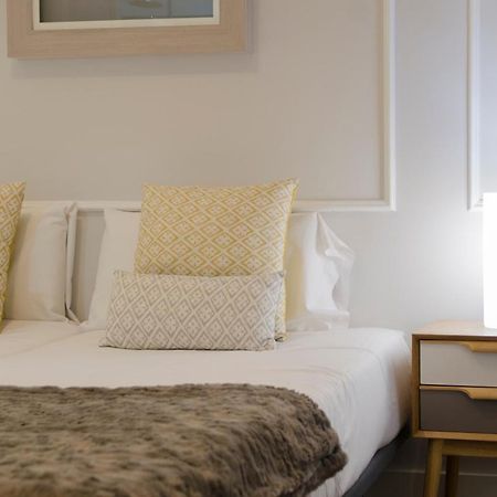 Apartamento En Santa Ana - Sol 马德里 外观 照片
