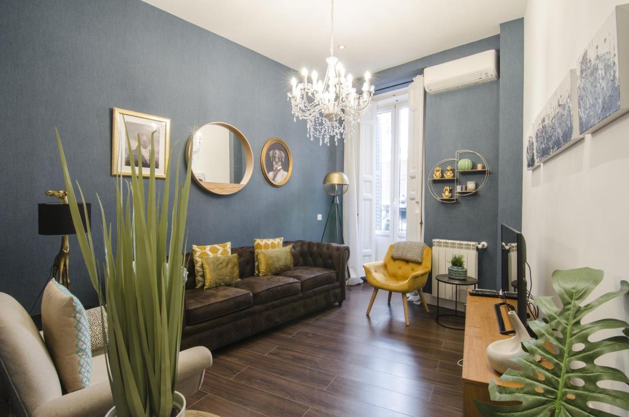 Apartamento En Santa Ana - Sol 马德里 外观 照片