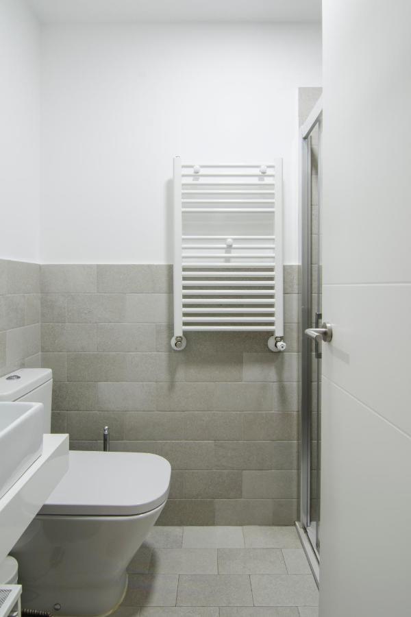 Apartamento En Santa Ana - Sol 马德里 外观 照片