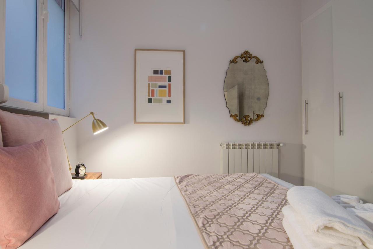 Apartamento En Santa Ana - Sol 马德里 外观 照片