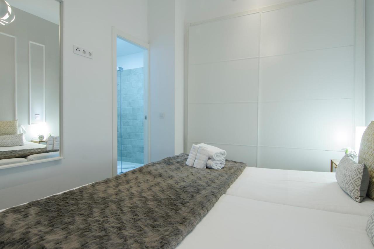 Apartamento En Santa Ana - Sol 马德里 外观 照片